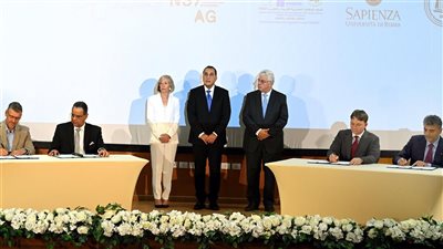 خلال إطلاق الأكاديمية الدولية للعمارة، مدبولي يشهد توقيع اتفاقية تعاون بين اليونسكو والتعليم العالي 