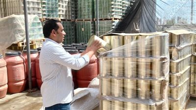 ضبط 5 أطنان صلصة مجهولة المصدر داخل مصنع غير مرخص بالغربية 