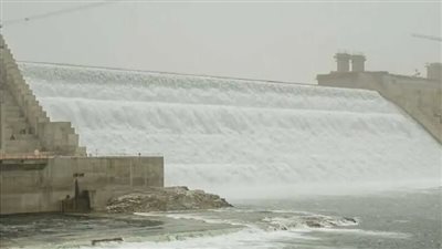 إجبار إثيوبيا على تصريف المياه من سد النهضة، وخبراء يكشفون زيادة التدفقات في النيل