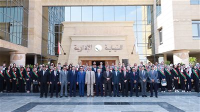 رئيس هيئة النيابة الإدارية يلتقي معاوني النيابة الجدد 