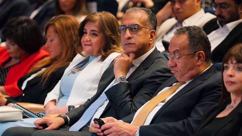 احتفالية تخرج طلاب