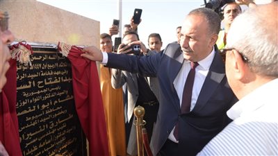 محافظ أسيوط يشارك في وضع حجر الأساس لأول مجمع سكني لـ الأطباء والمهندسين