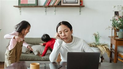 من البيت إلى المدرسة، خطوات تساعد الأمهات على مواجهة ضغوط الدراسة