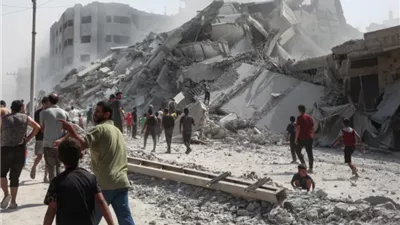 قصف إسرائيلي مكثف على مدينة غزة بالتزامن مع العمليات البرية