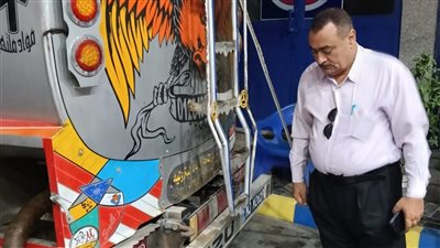 ضبط سيارتين محملتين بالسولار المخالف بدمياط (صور)