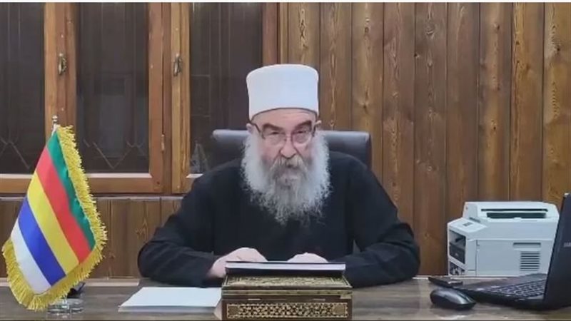 حكمت الهجري، فيتو