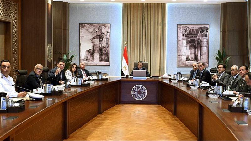 اجتماع برئاسة الدكتور