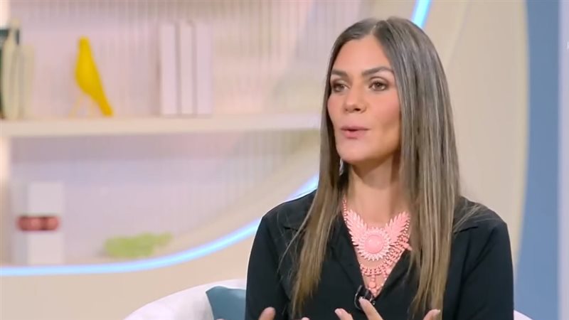 الفنانة نادين، فيتو