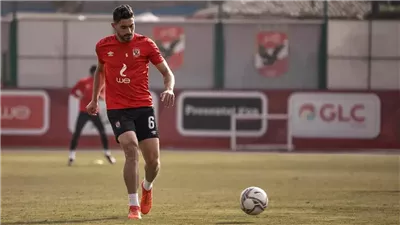 النحاس يدرس إعادة ياسر إبراهيم لقيادة دفاع الأهلي أمام سيراميكا 