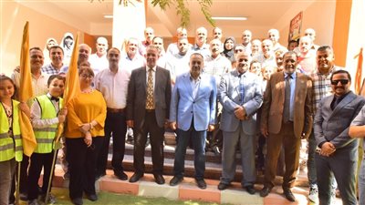 محافظ أسيوط يفتتح مدرسة نوال يؤانس بمنفلوط (صور) 