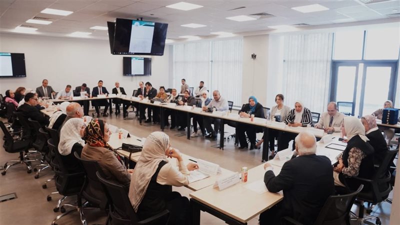 جامعة عين شمس، فيتو