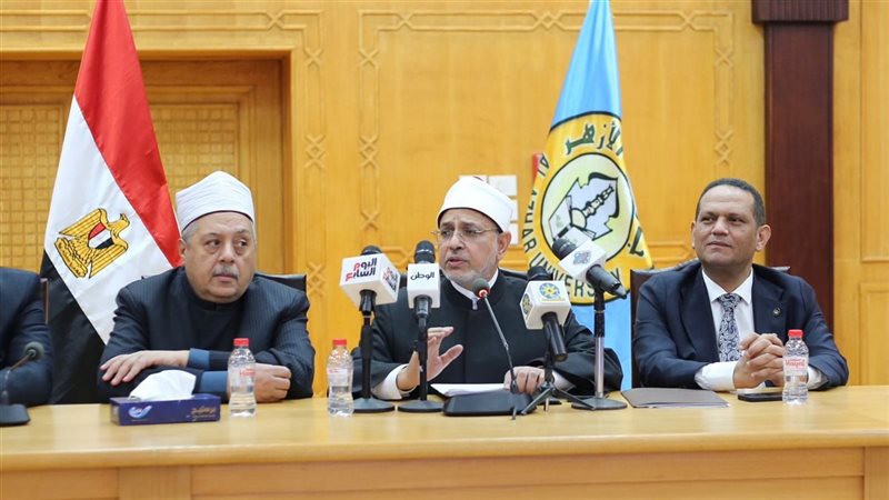 رئيس جامعة الازهر،