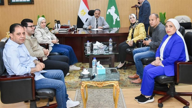  محافظ الشرقية يواصل