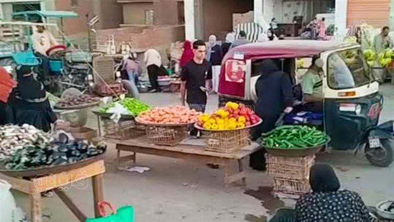 سوق الخضار العشوائي