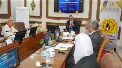 ختام البرنامج التدريبى للمرشحين لتولي المناصب القيادية بالمراكز البحثية بمعهد إعداد القادة