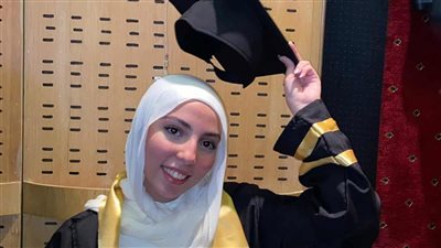 نقابة الصحفيين تكرم فريدة محمد أبو العينين لتفوقها في الشهادة الإعدادية 