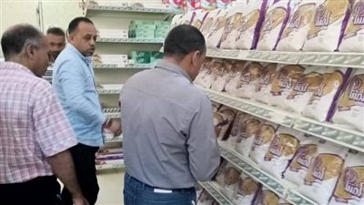 تحرير 40 محضرا في حملة تموينية على الأسواق والمخابز البلدية بالوادي الجديد