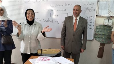جولة تفقدية لمدير غرب الإسكندرية التعليمية لمتابعة انتظام الدراسة 