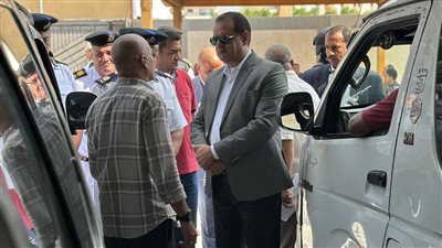 مدير أمن الفيوم يقود حملة مكبرة على مواقف سيارات الأجرة 