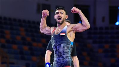 المصارع مؤمن ربيع يخسر أمام لاعب أمريكا ببطولة العالم للكبار