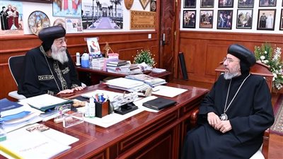 البابا تواضروس يتلقى تقريرا عن الخدمة في إيبارشية لندن