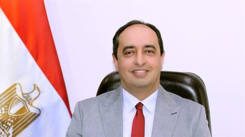الدكتور عمرو عثمان