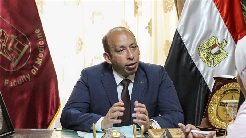 د. حسام صلاح عميد