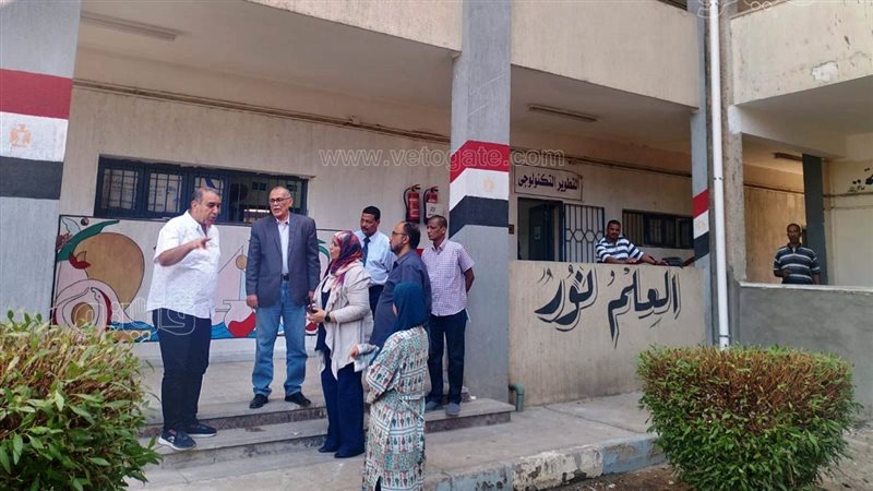 مدرسة فى أسوان