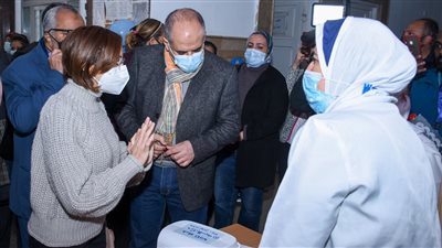  نائب محافظ الإسكندرية تتفقد وحدات التطعيم ضد شلل الاطفال | صور
