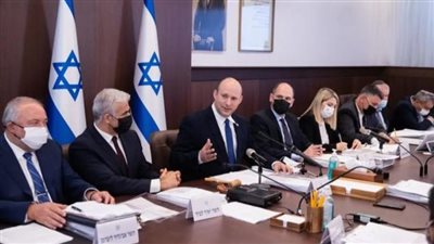 يسعون لرفع رؤوسهم.. إسرائيل تحذر من تحريض الفلسطينيين على هجمات عبر تيك توك