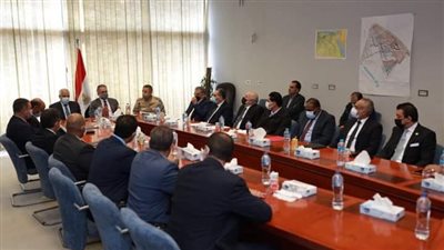 وزير السياحة يناقش استعدادات الفنادق قبل افتتاح المتحف المصرى الكبير