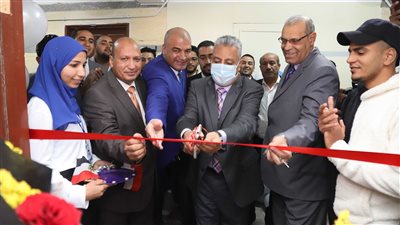 افتتاح مركز التدريب والدراسات التجارية بتجارة جنوب الوادي