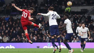 تعادل توتنهام وليفربول 1/1 في شوط أول مثير 