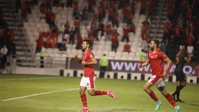 لاعبو الأهلي