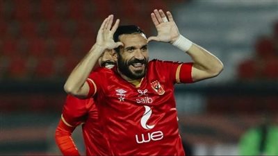 علي معلول ينفجر على صحفي تونسي بسبب أدائه مع الأهلي | فيديو