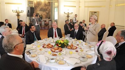 وزيرة البيئة تستعرض مع السفير الفرنسي التحضير لمؤتمر المناخ القادم