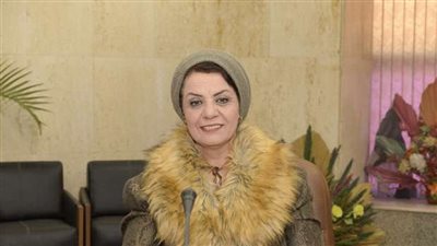 نائب رئيس جامعة أسيوط تناقش التعامل الآمن مع المواد القابلة للاشتعال