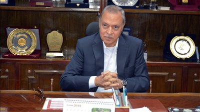 محافظ القليوبية لابن العبور: أوائل الثانوية العامة نماذج مشرفة