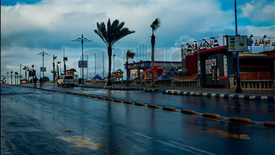 أمطار ورياح نشطة وانخفاض في درجات الحرارة بمطروح | فيديو وصور