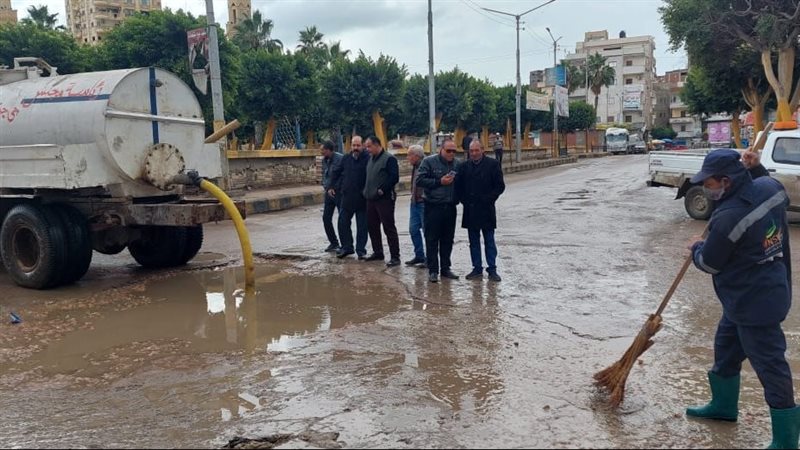 سقوط الأمطار بكفر
