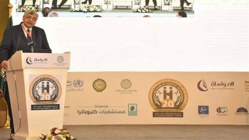 الدكتور عوض تاج الدين