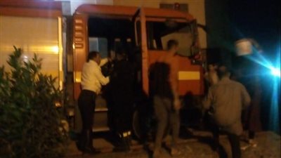 9 سيارات إطفاء للسيطرة على حريق بمصنع خشب بالقليوبية | صور 