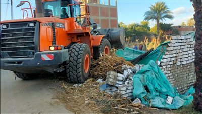 إزالة حالة تعد على أرض مخصصة لعيادة تأمين صحي شامل بمركز ببا في بني سويف