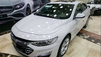 الفارق بين أسعار شيفروليه ماليبو 2022 و2021