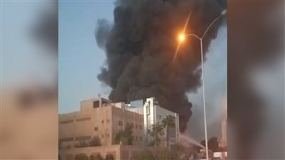 اللقطات الاولى لحريق مصنع فى أكتوبر l فيديو 