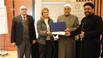 ختام تدريب القيادات الدينية بالمجلس القومي للمرأة|صور