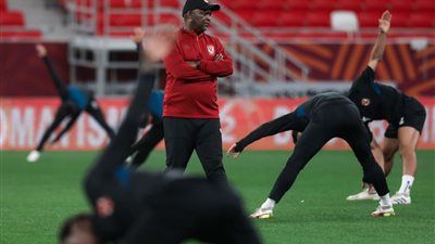 السوبر الإفريقي| الأهلي ينهي مرانه الختامي قبل مواجهة الرجاء