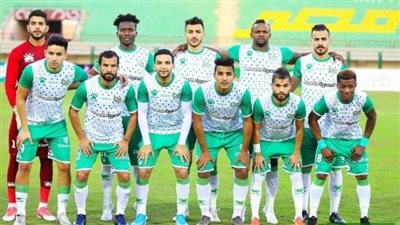 غلق باب النادي المصري بالضواحي استعدادا للجمعية العمومية