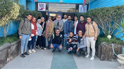 طلاب برنامج البتروكيماويات بـ