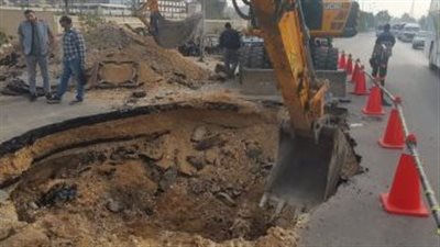 محافظة الجيزة تفحص الهبوط الأرضي بشارع البوهي 